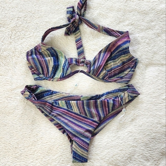 New!Frankie's Bikinis shimmy stardust top and Dawson bottom - Picture 4 of 10